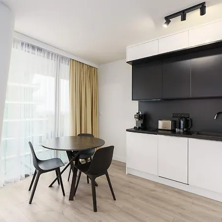 Sea Waves & 428b By Renters